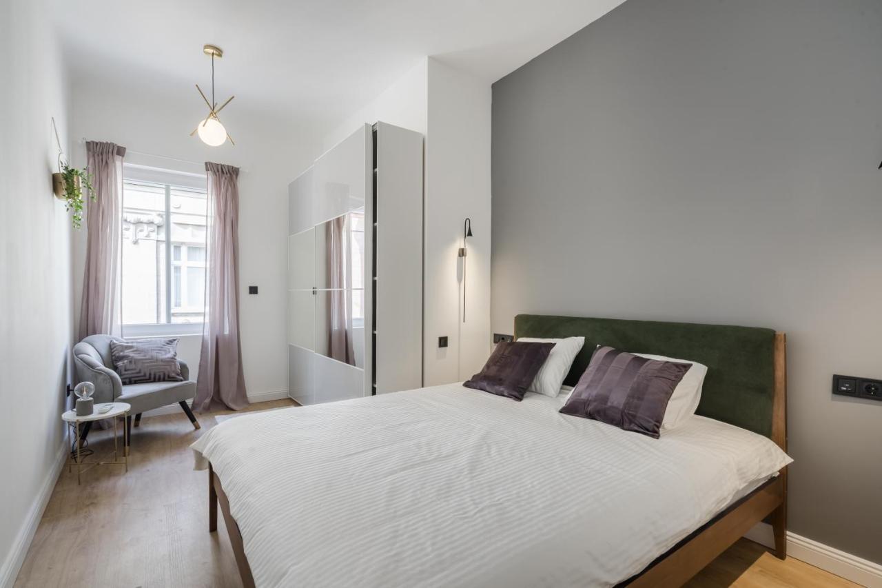Tilia Luxury Apartment - 3 Bedrooms With Ac Budapest Exterior photo